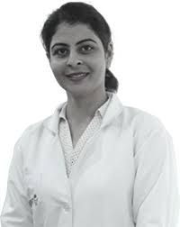 Dr Diksha Dixit - Plastic Surgeon | Hair Transplant Surgeon in Delhi
